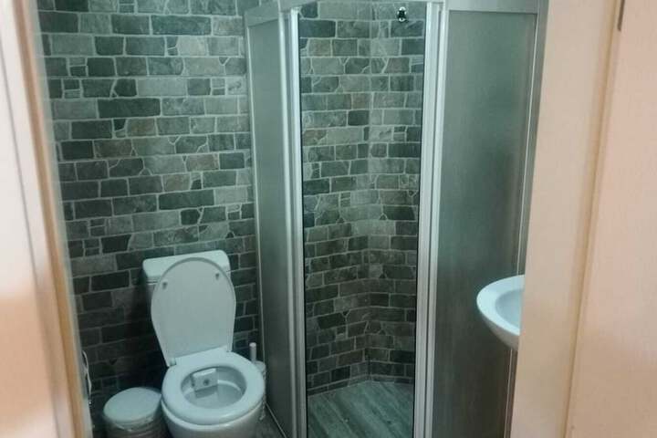 Room 14 of 46
