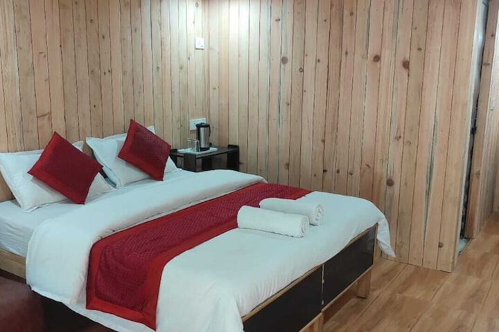 Room 12 of 22