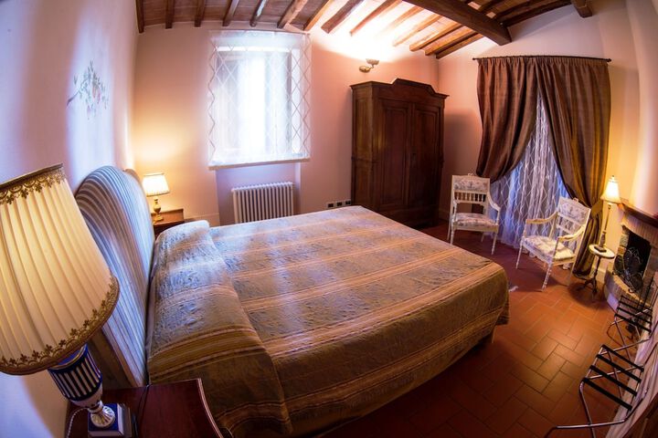 Room 6 of 55
