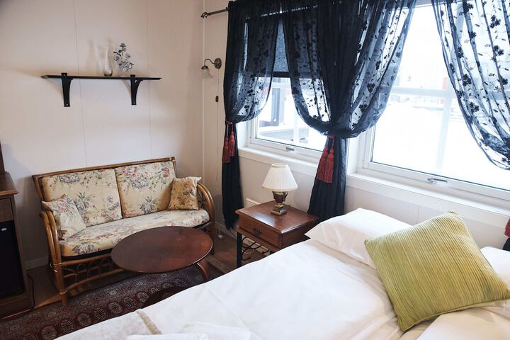 Room 8 of 56
