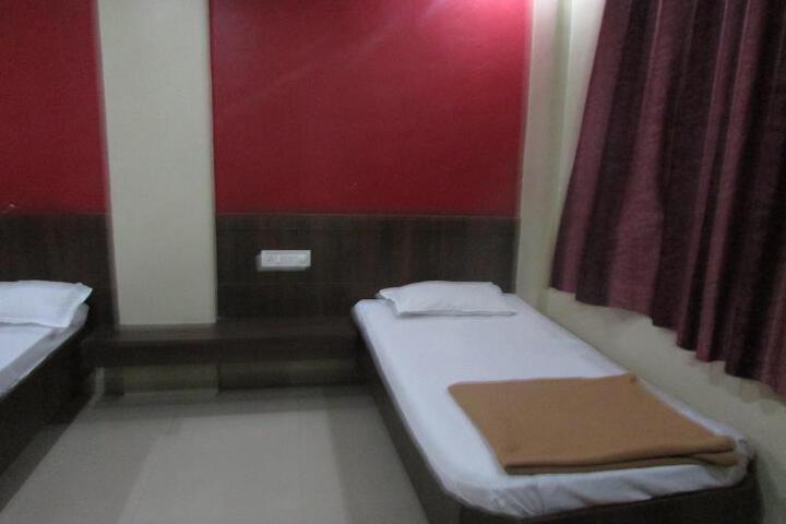 Room 3 of 5