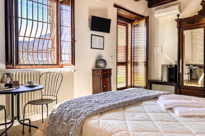Room 20 of 82