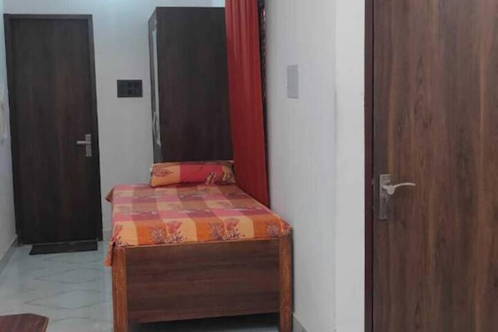 Vinayak Home Stay