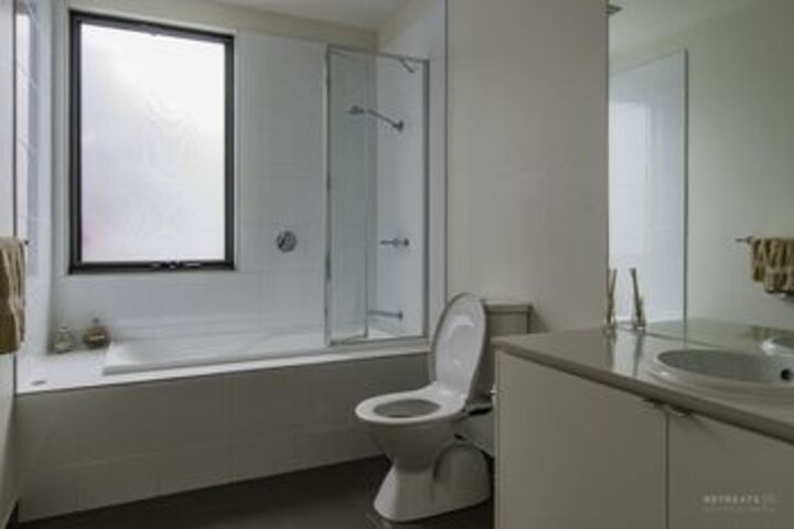 Room 8 of 29