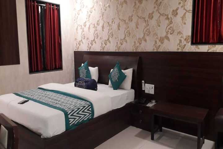 Room 19 of 41