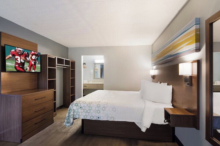 Suite 2 Queen Beds (19 of 21)