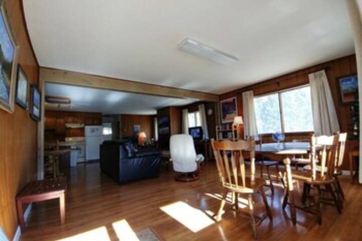 Room 15 of 24
