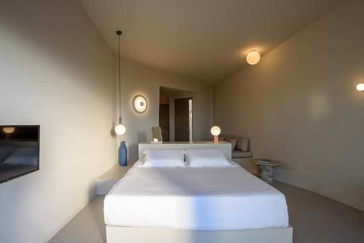 Room 11 of 54