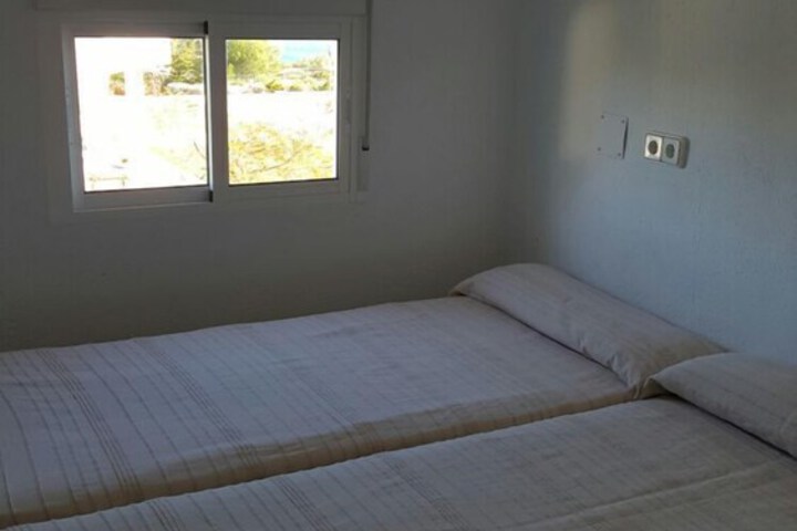 Room 7 of 24