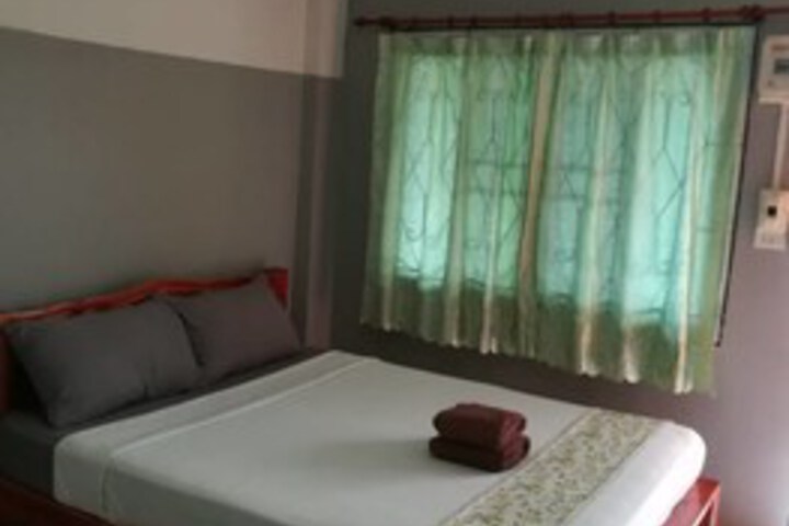 Room 15 of 46