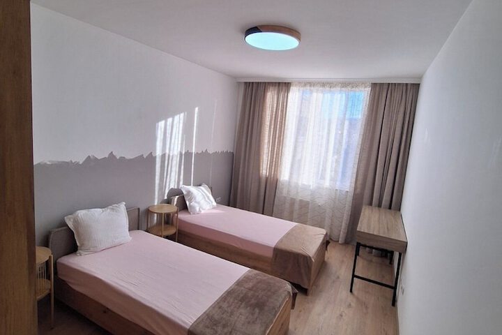 Room 5 of 43