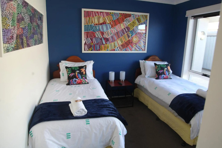 Room 3 of 21