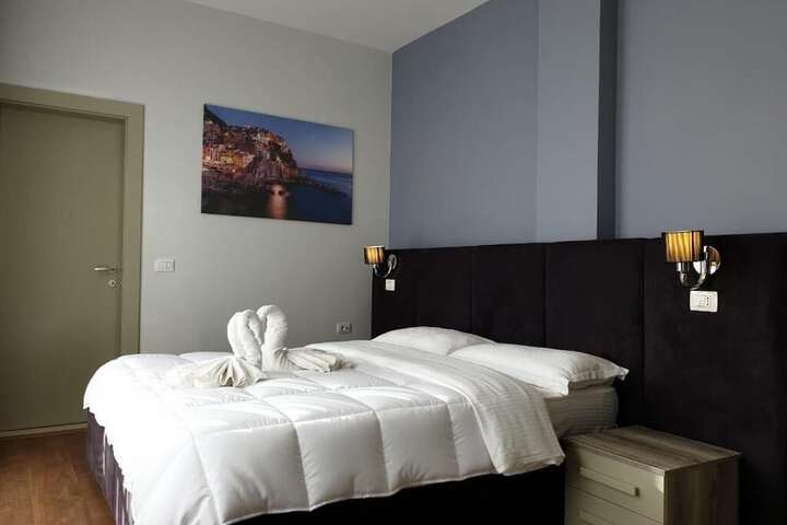 Room 49 of 66