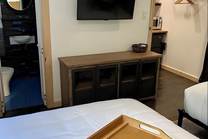 Room 42 of 89