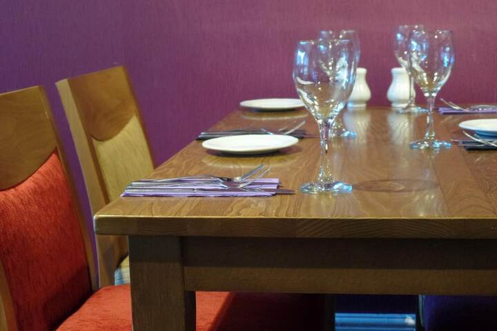 Dining 30 of 43
