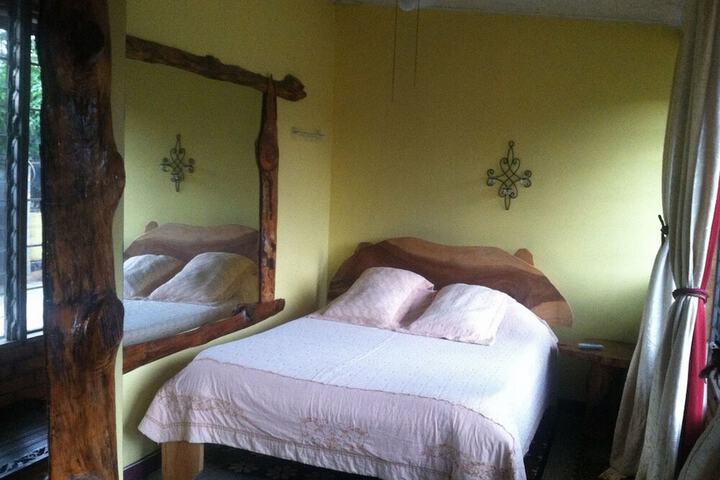Room 8 of 41