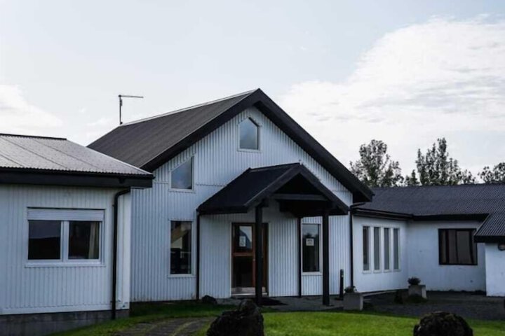 Hótel Leirubakki