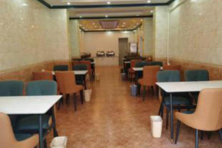 Triumph Business Hotel