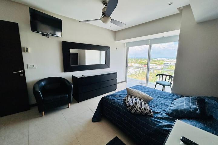 Room 4 of 23
