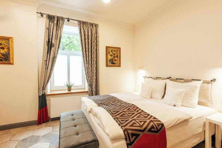 Hotel 73 of 75