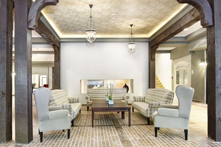 Hotel Lobby