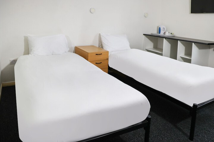 Room 17 of 26