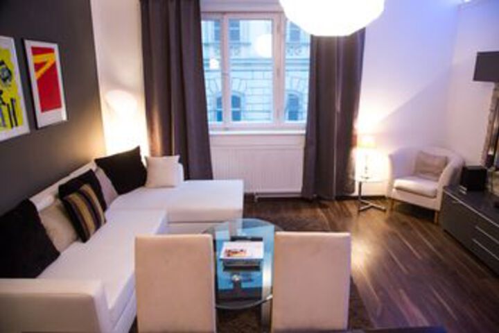 Room 21 of 21