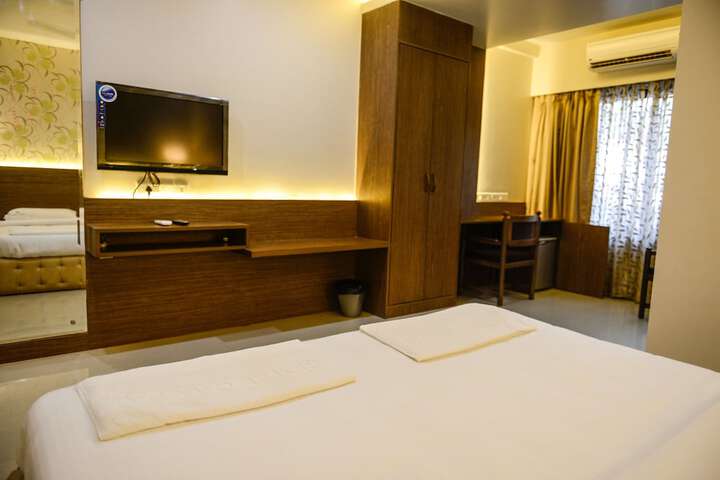 Room 11 of 75