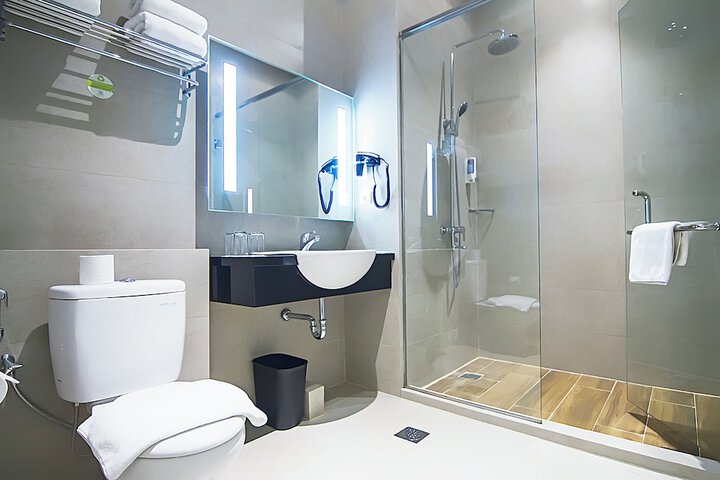 Clean Restrooms