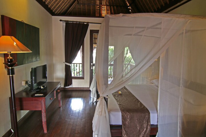Room 7 of 45
