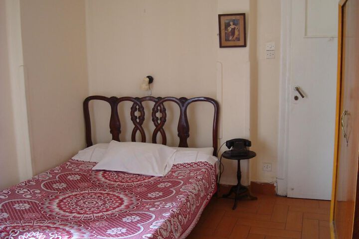 Room 21 of 53