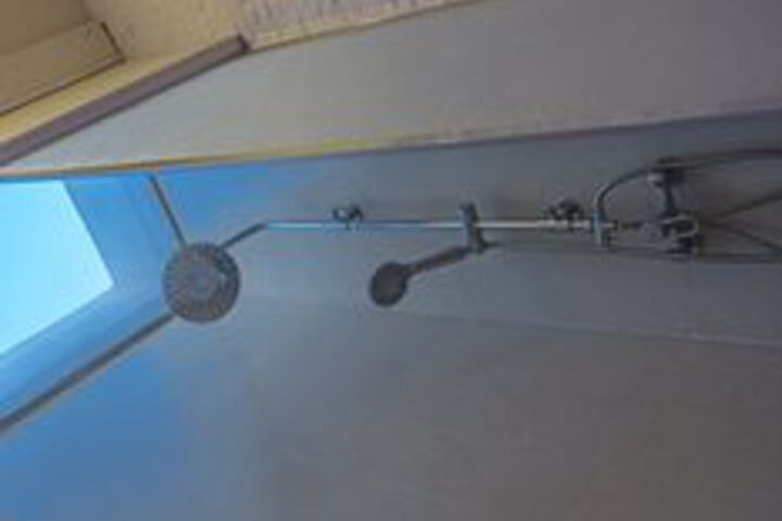 Room 8 of 38