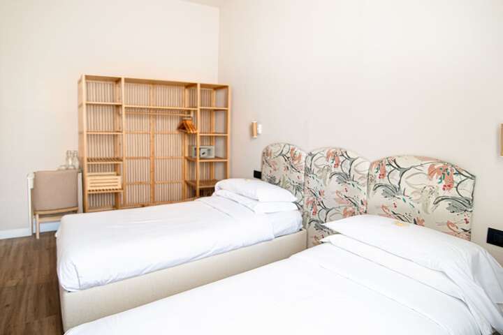 Room 16 of 54