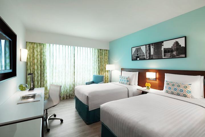 Room 11 of 41