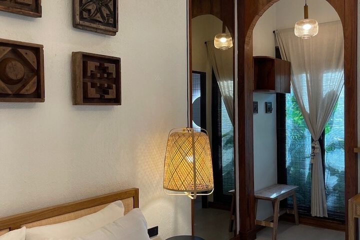 Room 6 of 49