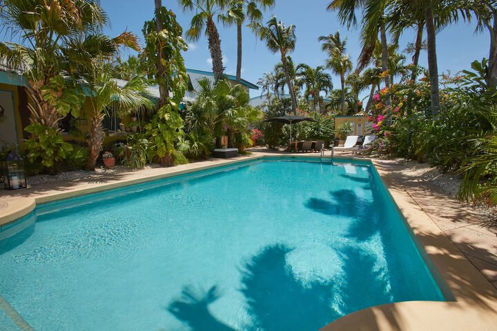 Pool 62 of 114