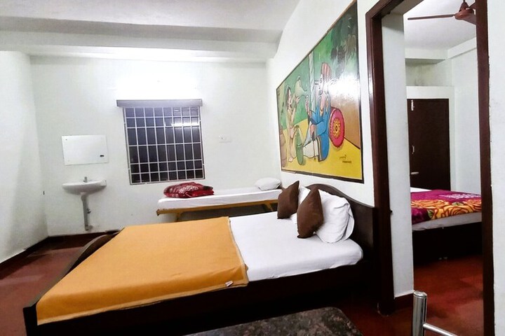 Room 6 of 20