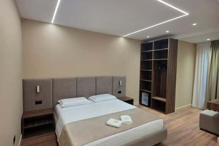 Room 29 of 104