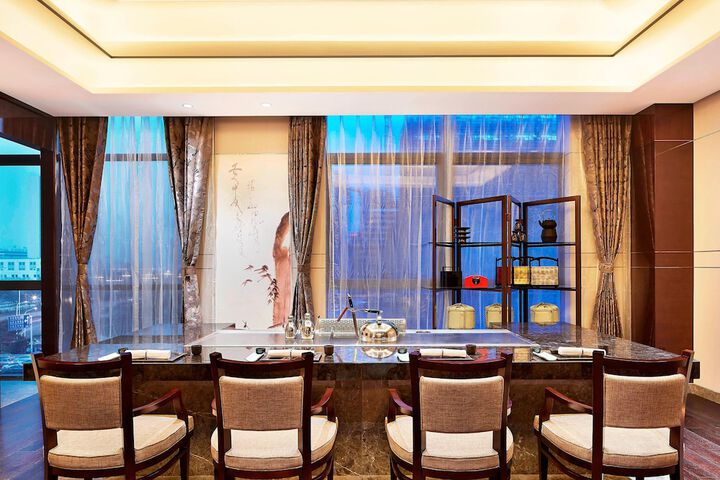 Dining Photos