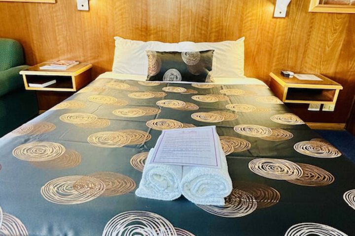 Room 8 of 21