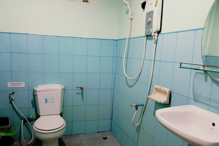 Room 14 of 25