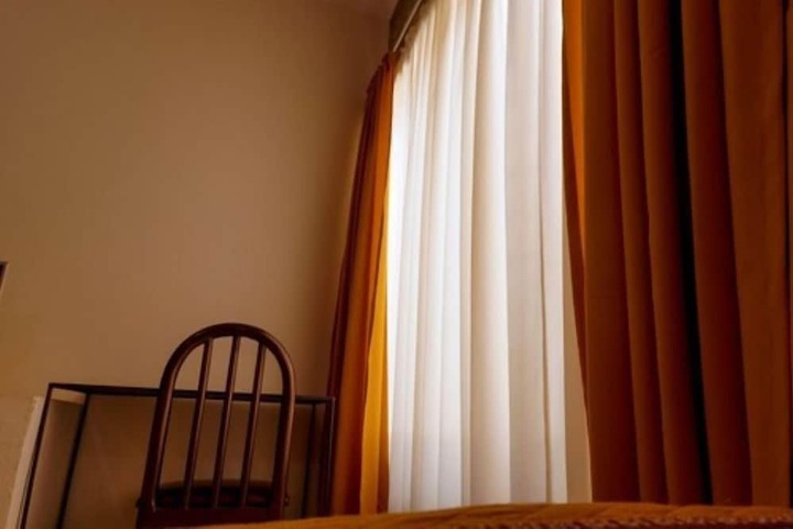 Room 4 of 23