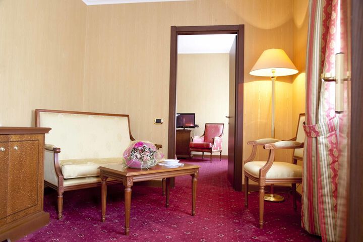 Room 22 of 29