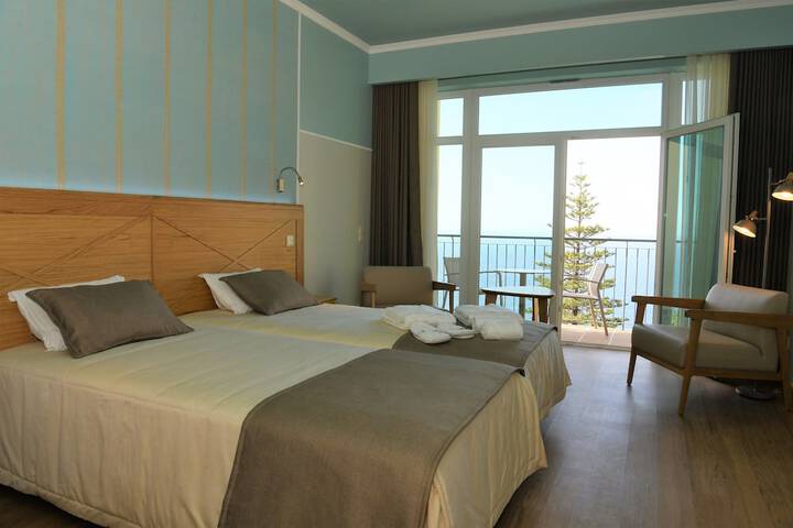 Room 4 of 30