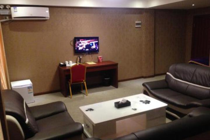 Hotel Grand Ami