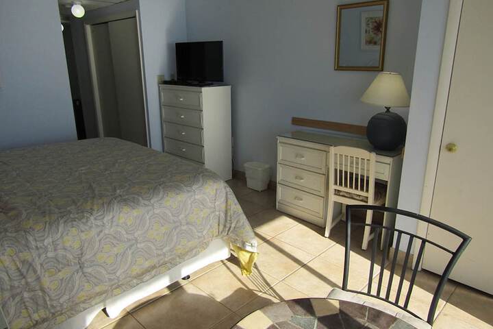 Room 12 of 123