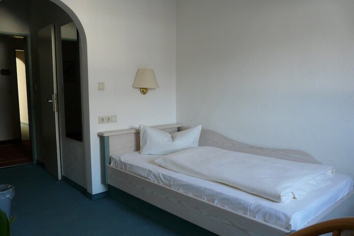 Room 7 of 53
