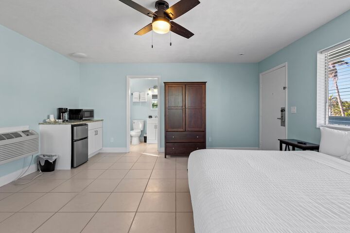 Room 2 of 29