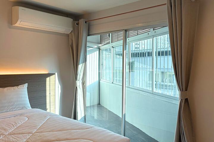 Room 26 of 78