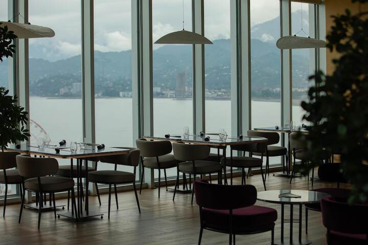 Dining 155 of 204
